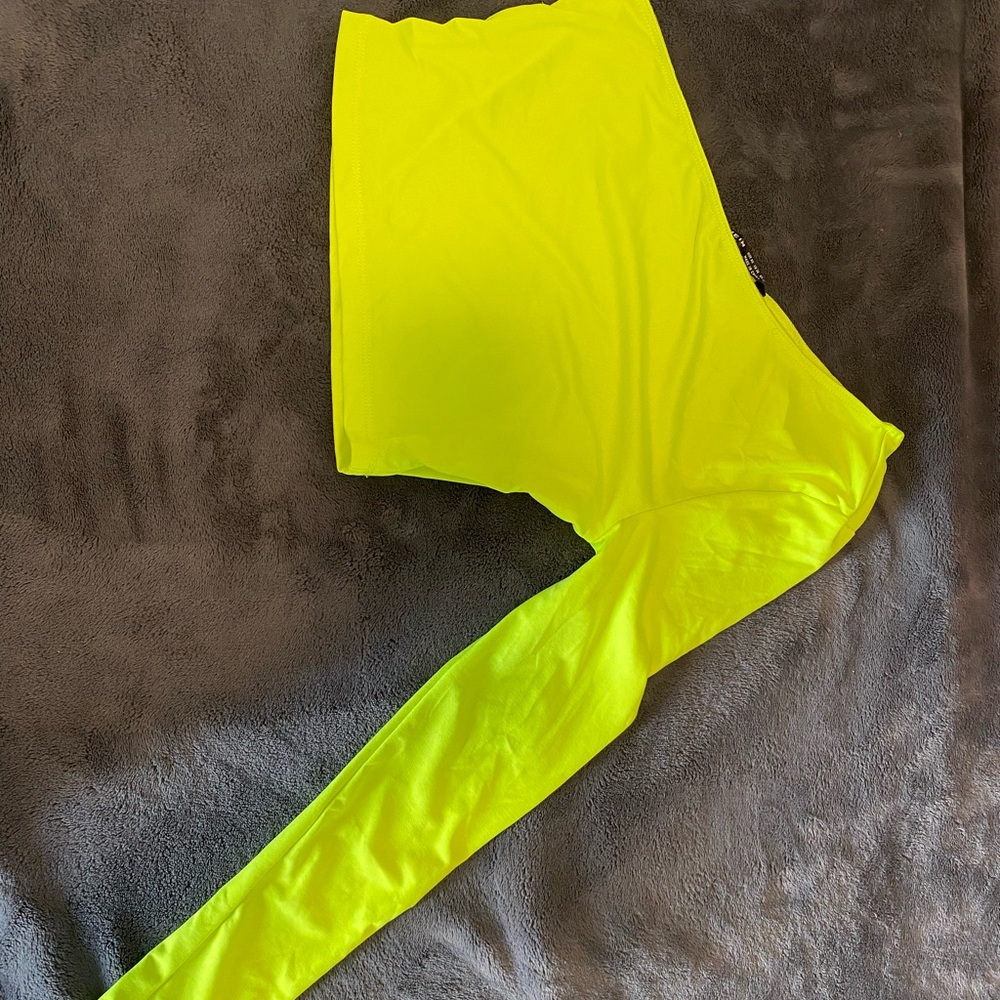 SHEIN Green Crop Top Vibrant Stylish Essential